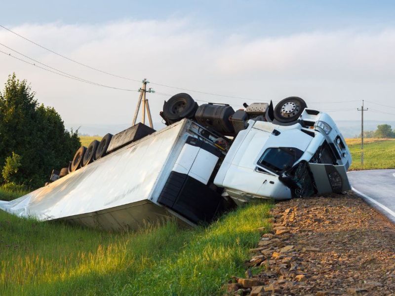 wp-content/uploads/2023/09/VA-truck-accident-overturned-truck-1.jpg