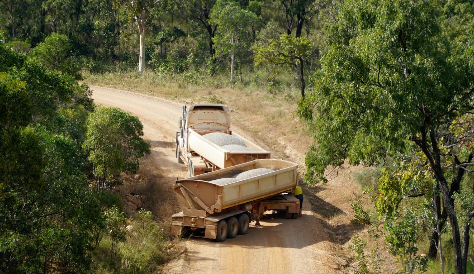 Truck trailer jackknifing